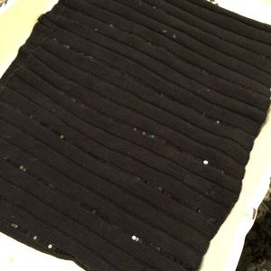 DKNY .... neck warmer scarf